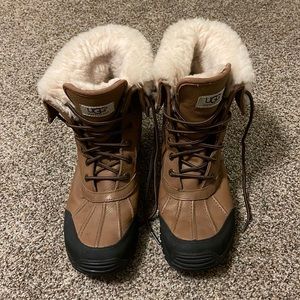 Uggs Adirondack boots